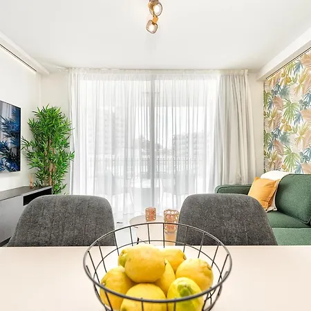 Airbnb Cerca De La Playa شقة *